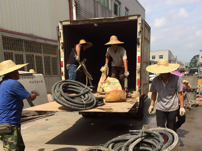 阜平一部件厂房地基出现下沉注浆加固